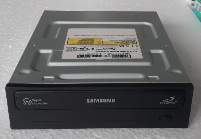 Gravador DVD / CD RW Samsung SH-S223 Super Ritemaster SpeedPlus para PC de Gabinete