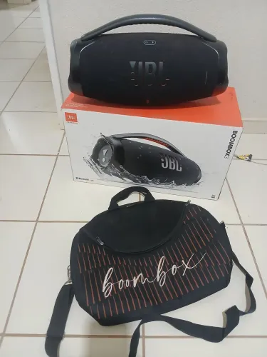 Bombox 3 