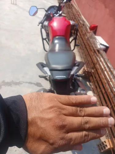 Vendo moto titan 160