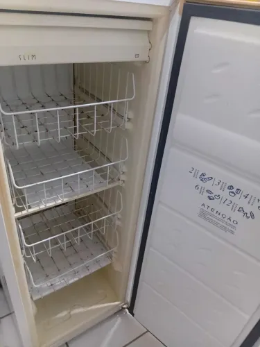Freezer Consul em ótimo estado