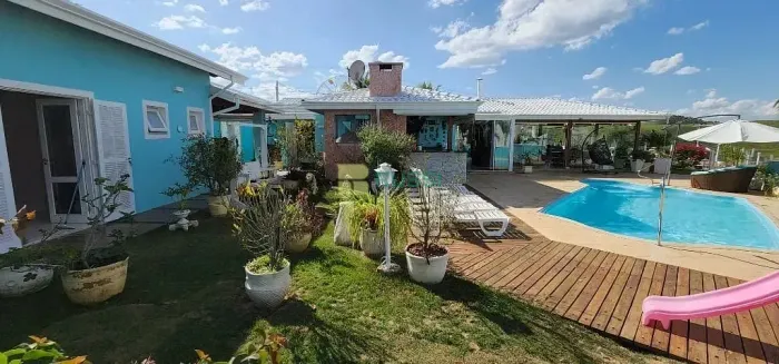 Casa com 4 dormitórios à venda, 320 m² - Centro - Igaratá/SP