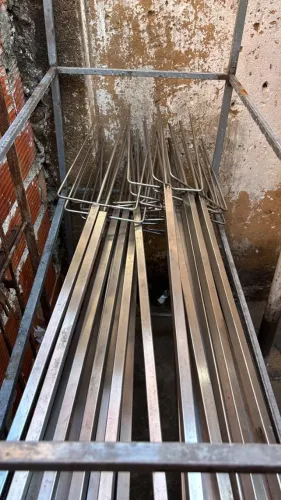 Espetos para assar frango