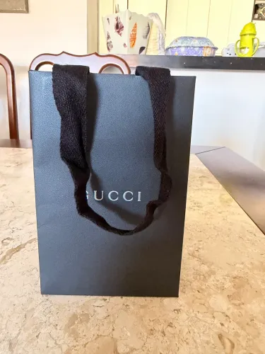 Sacola original Gucci preta, tamanho mini