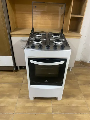 Fogão Eletrolux 4 bocas branco funcionando perfeitamente 