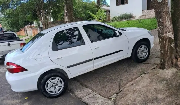 Chevrolet Prisma Sed. Maxx/ LT 1.4 8V Econof. 4P 2012