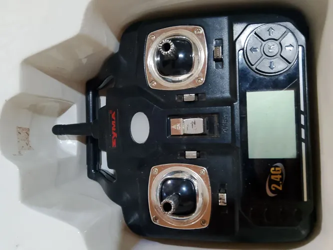 Drone Syma X5C + notebook positivo (troco por Xbox)