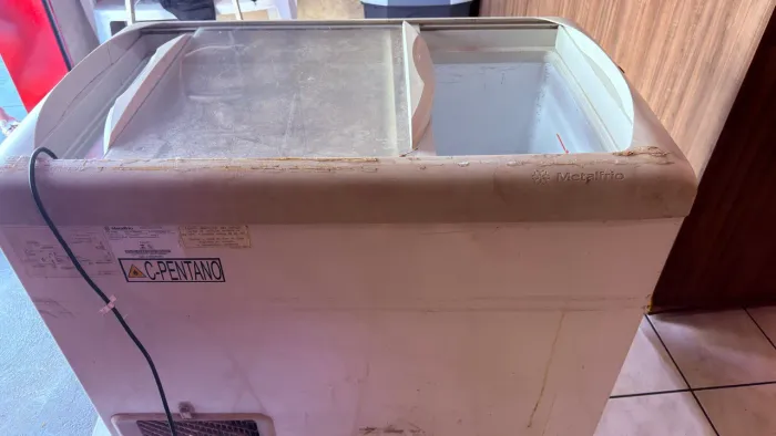 Freezer expositor horizontal