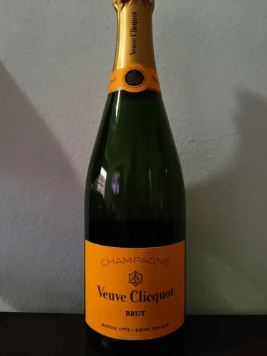 Champagne Veuve Cliqcot