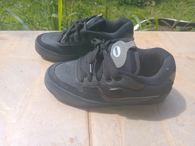 Tenis hocks novinho