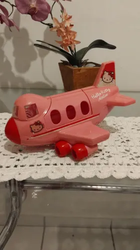 Avião da Hello Kitty