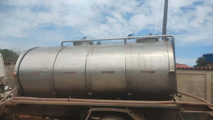 Tanque rodoviário inox pra leite