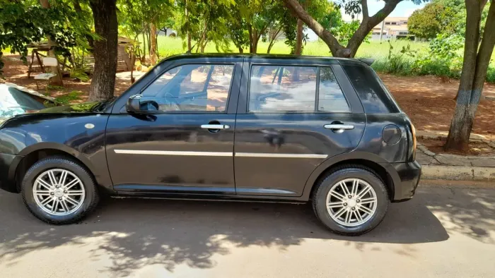 Lifan 320 Elite 1.3 16V 88cv 5P 2011