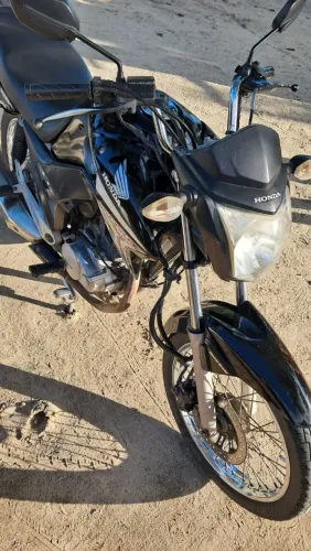 Titan 150