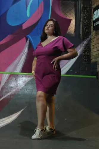 Vestido Curto marsala Feminino - Decote em V e Mangas Amplas | Novo | 2 Unidades