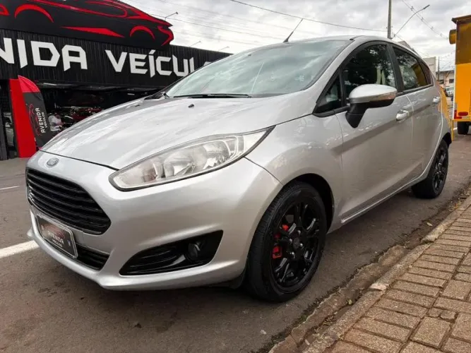 Ford Fiesta 1.5 16V Flex Mec. 5P 2014