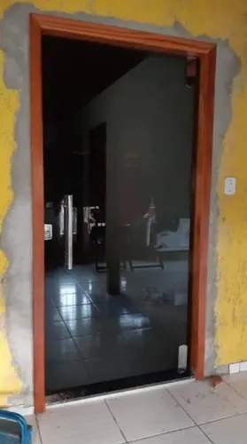 Porta de vidro blindex 10mm fumê nova Jumbo 2,58x88 vendo somente o vidro e NAO ENTREGO 