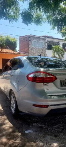 Ford Fiesta Sedan SE 1.6 16V Flex 4P 2014
