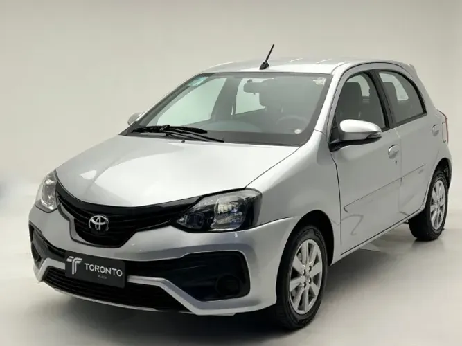 Toyota Etios X Plus 1.5 Flex 16V 5P Mec. 2021