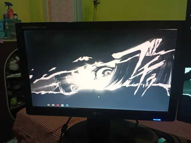 Vende-se monitor de 17 polegadas (aceito ofertas)