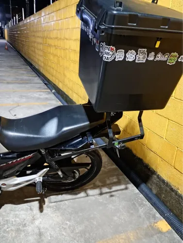 Vendo Caixa para motoboy