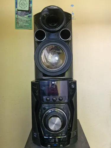 Aparelho de Som LG MCD606 - 600W (Central + 1 Caixa) LEIA O ANÚNCIO