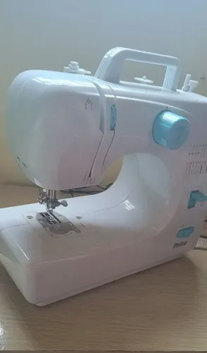 Máquina de costura Philco