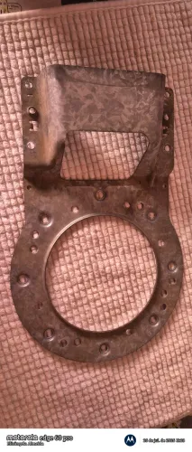 travessa de suporte do motor LT15F, LTR15, LTC15 e LST12.