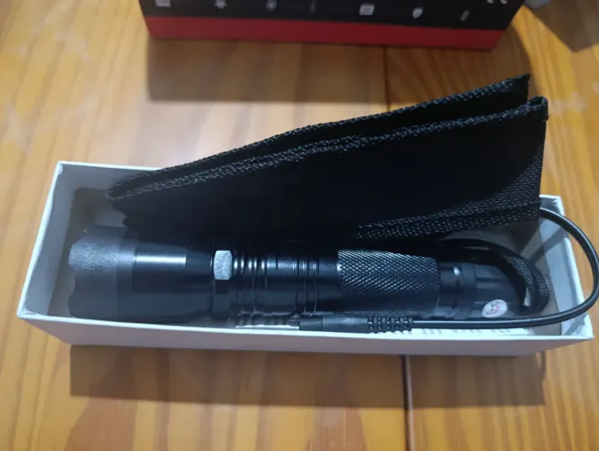 Lanterna ? Entrega Grátis  quem conhece sabe qual é 