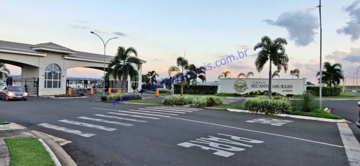 Casa em condomínio com 3 dormitórios à venda (R$ 1.199.000,00) ou locação (R$ 7.500,00/mês