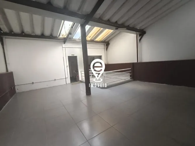 PRÉDIO Á VENDA NA REPUBLICA DE 600M² MAIS 2 LOJAS