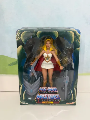 Masters of the Universe MOTU Super7 She-Ra (Club Grayskull) Ultimate Filmation Cartoon