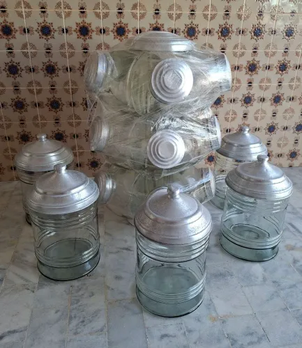 5 - VASOS DE VIDRO. -  8  LITROS CADA.