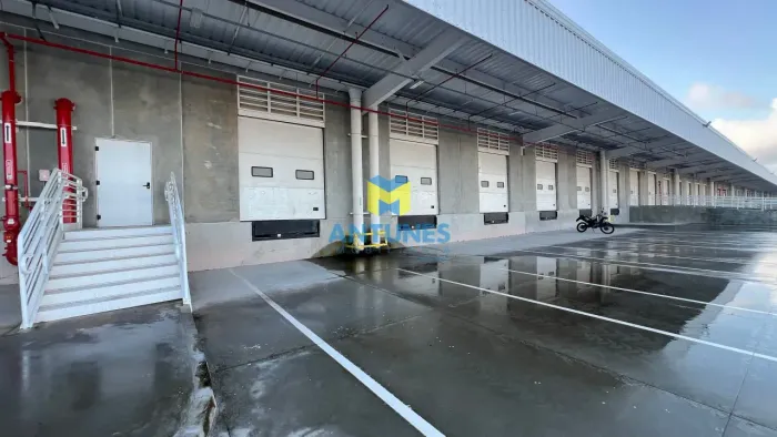 Alugue em Prazeres/Jaboatão galpão - Condomínio Logistico 51119m² com docas, Cross Docking