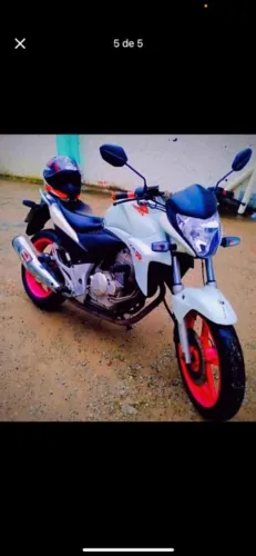 Vendo moto Cb 300r ou troco