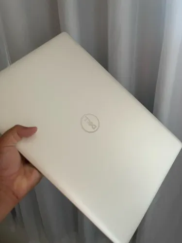 Notebook Dell i3 novíssimo