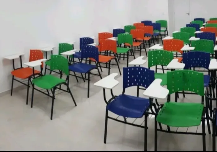 Cadeira universitária 