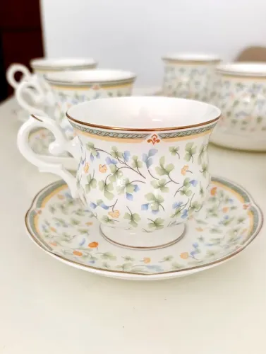 Conjunto xicaras Royal Bone porcelana de osso