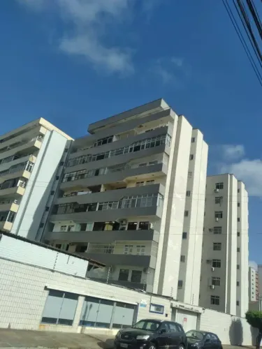 Imóvel para venda possui 130 metros quadrados com 3 quartos em Fátima - Fortaleza - CE