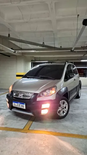 Fiat Idea Adv./ Adv.lock.dualogic 1.8 Flex 5P 2013