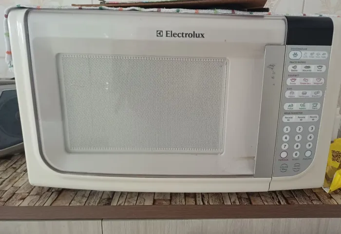 Microondas Electrolux 31 litros