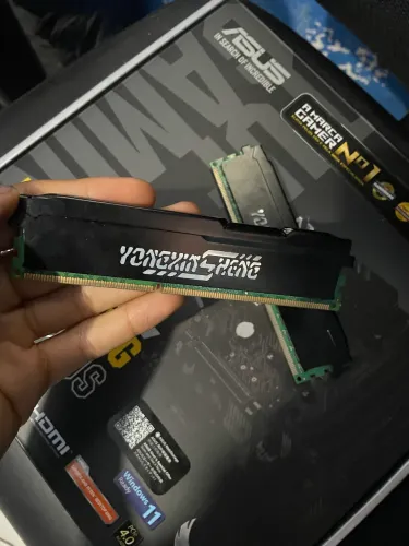 Memória RAM Yongxinsheng Ddr3 8gb (2x4) 1600d3c11/4g