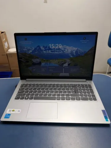 VENDO NOTEBOOK LENOVO