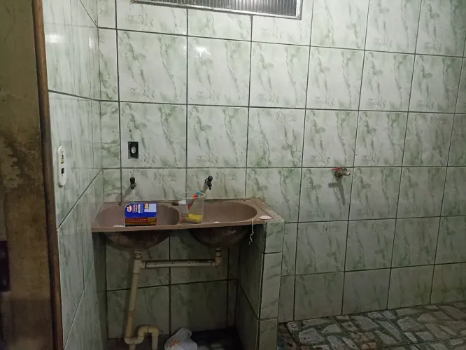 Alugo casa serra sede