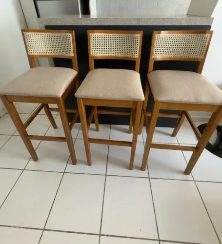 3 Banquetas Tok&Stok Madeira + Palhinha Natural | Excelente Estado