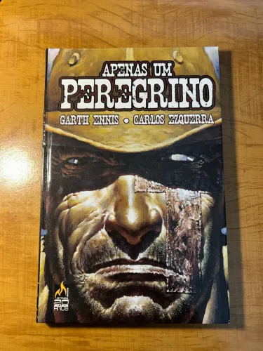 Livro capa dura Apenas um Peregrino
