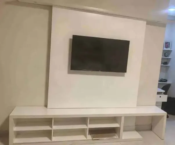 Rack com painel de tv