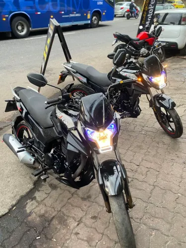 Vendo Shineray JEF 150(Pretas) e Shi 175(Brancas) 175