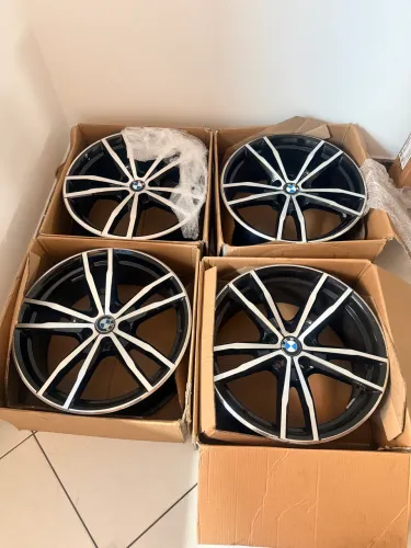 Roda bmw 320i serie M