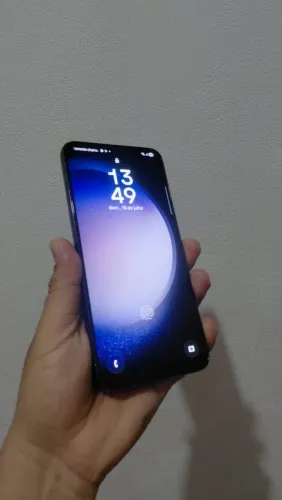 Samsung s23