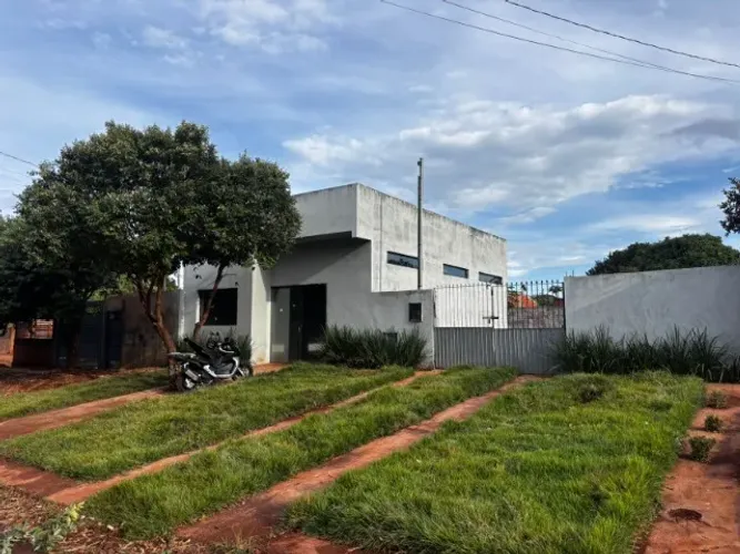 EXCELENTE SALÃO COMERCIAL A VENDA